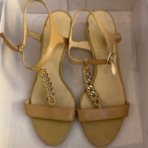 Nine West size 7.5 beige chain strappy heel